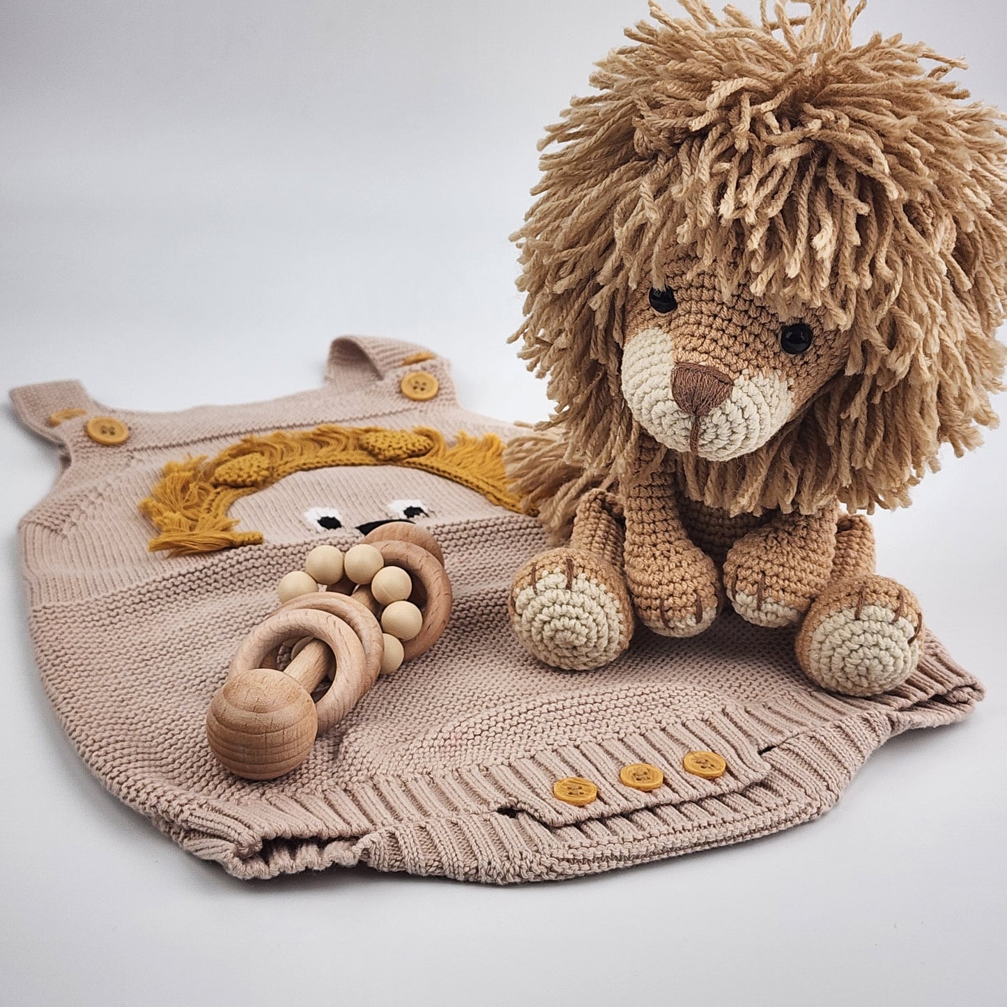 Made to Order -Leo the Lion Baby Gift Box Hamper