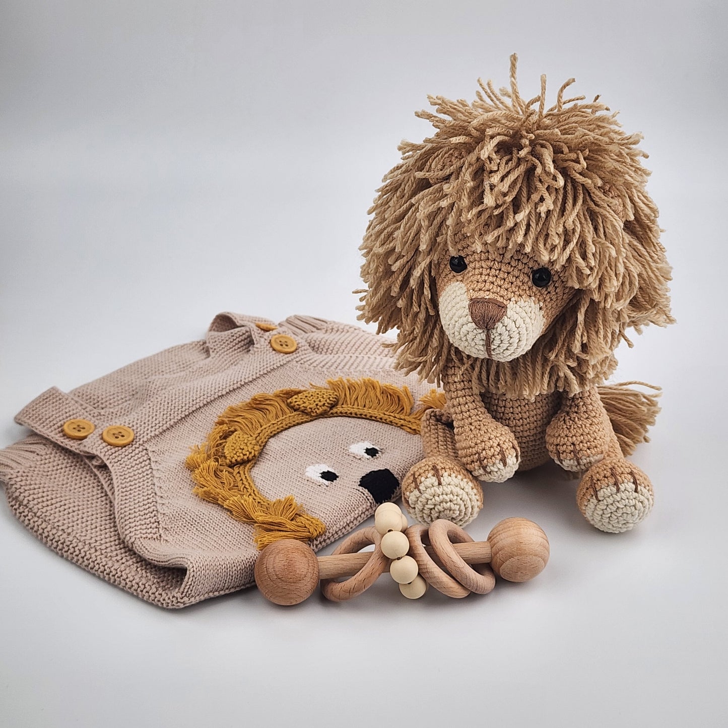 Made to Order -Leo the Lion Baby Gift Box Hamper